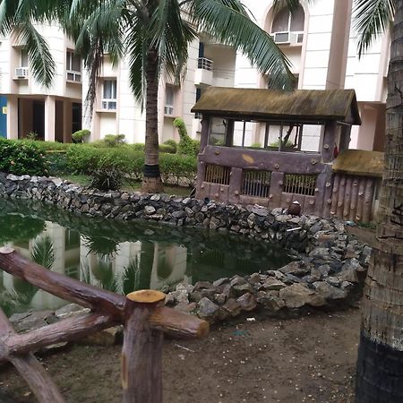 ลา ปลาตินา พรีเมียม สวีท Hotel ปูรี ภายนอก รูปภาพ